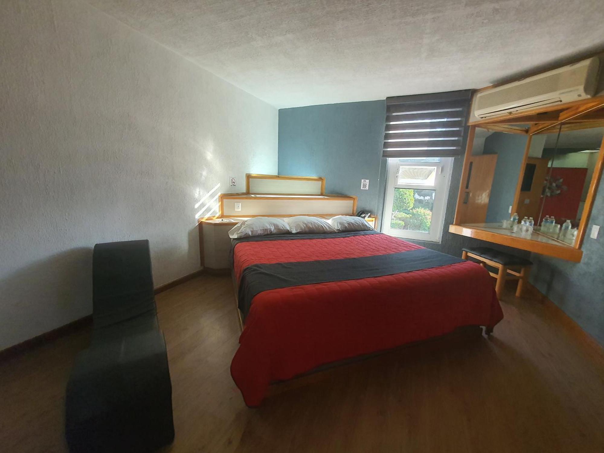 Hotel Alcampo Miranda 외부 사진